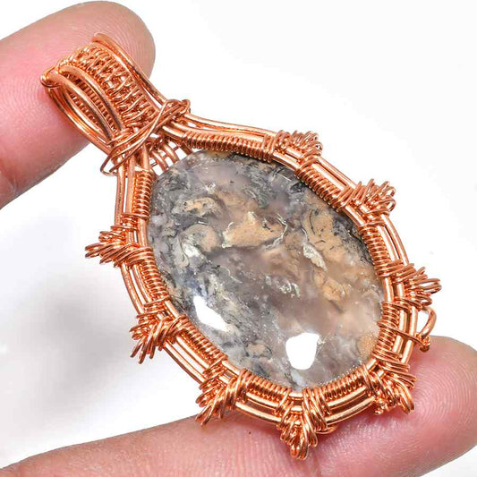 Terra’s Embrace – Copper Wrapped Agate Pendant