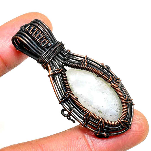 Celestial Clarity – Antique Copper Quartz Pendant