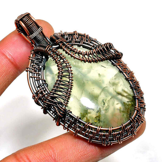Verdant Harmony – Green Quartz Copper Pendant