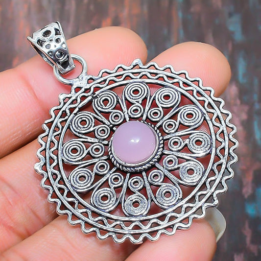 Celestial Bloom – Rose Quartz Sterling Silver Pendant