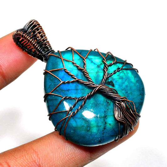 Sylvan Aura – Labradorite Copper Tree of Life Pendant