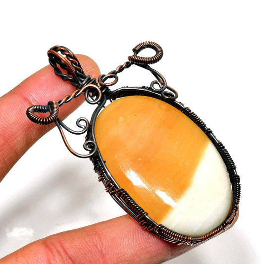 Gaia’s Embrace – Agate & Oxidized Copper Pendant