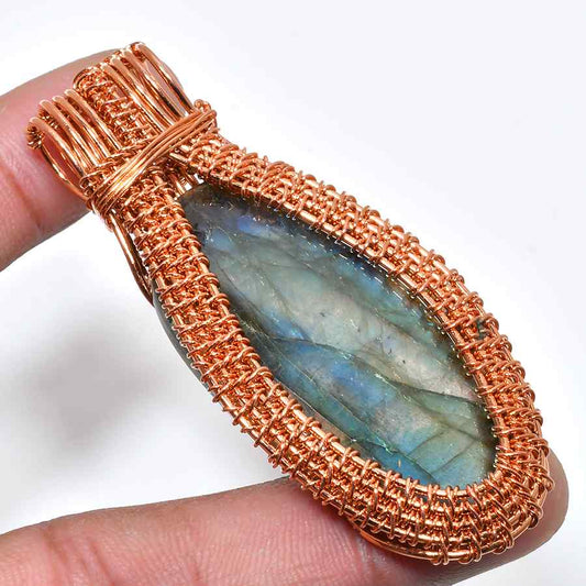 Aurora’s Tear – Labradorite Copper Pendant