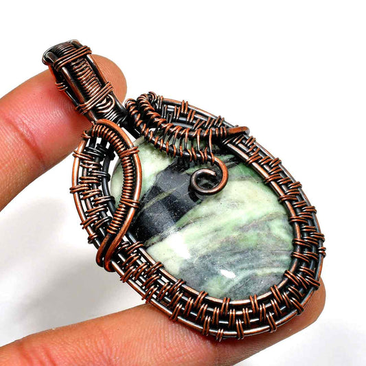 Verdant Embrace – Green Stone Copper Pendant