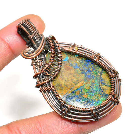 Aurora’s Muse – Artisan Wire-Wrapped Gemstone Pendant