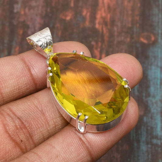 Golden Halo – Lemon Quartz Sterling Silver Pendant