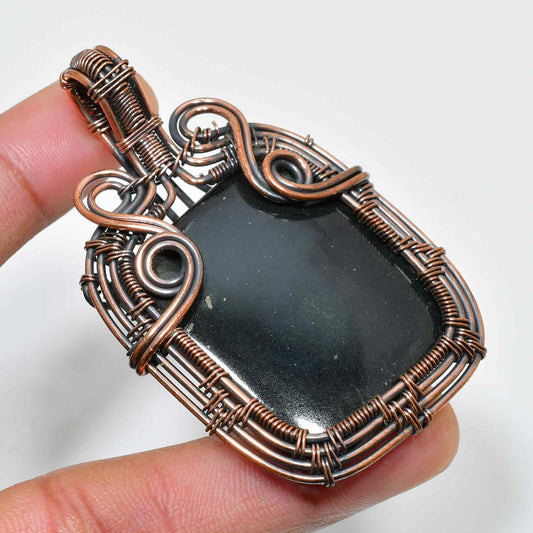 Serenity’s Embrace – Copper Jade Pendant
