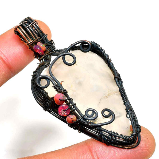 Glimmering Reverie – Clear Quartz Copper Pendant