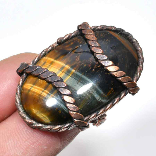 Terra’s Resolve – Tiger’s Eye Copper Wire Ring