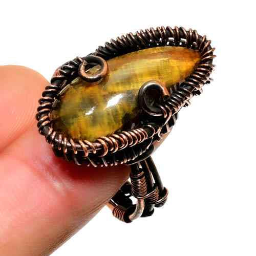 Guardian’s Gaze – Copper-Wrapped Tiger’s Eye Ring