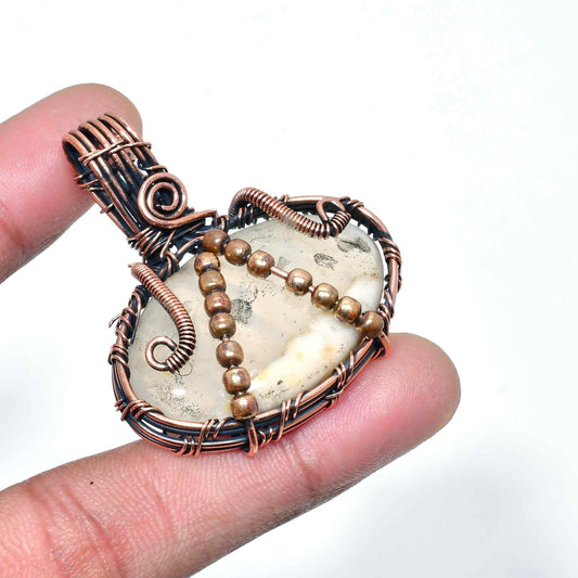 Tranquil Cocoon – Agate & Copper Pendant