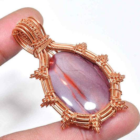 Serenity’s Embrace – Rose Gold Agate Pendant