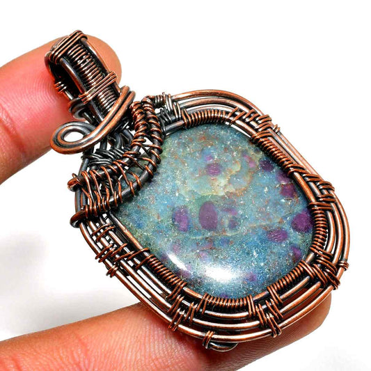 Clarity’s Embrace – Fluorite & Copper Pendant