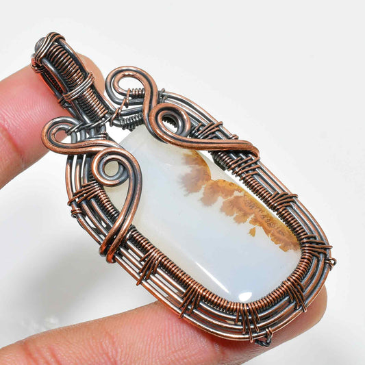 Serenity’s Embrace – Agate & Antique Copper Pendant