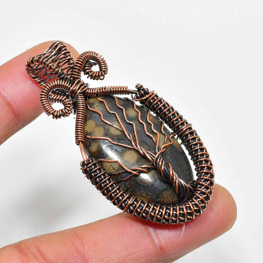 Ebon Guardian – Obsidian & Copper Pendant