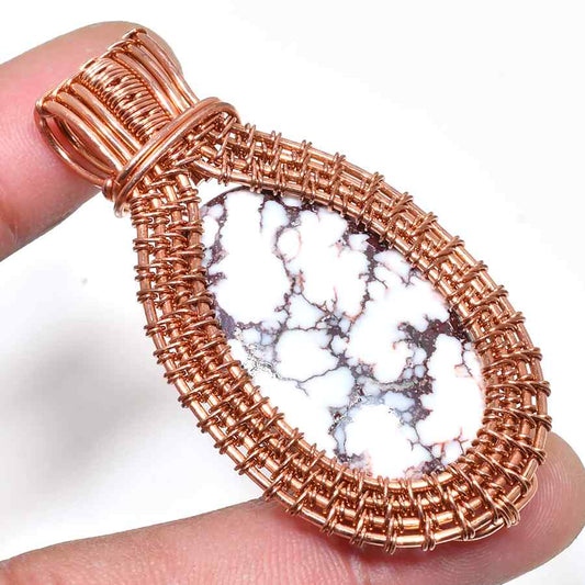 Aria’s Spark – Copper-Wrapped Gemstone Pendant