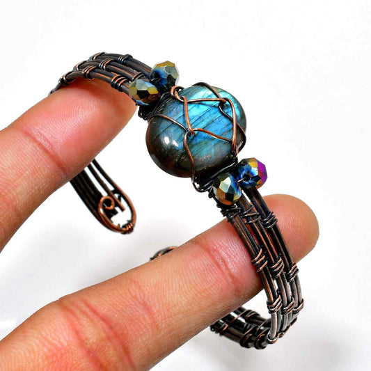 Celestial Glow – Labradorite Copper Bracelet