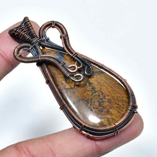 Earth's Embrace – Tiger’s Eye Copper Pendant
