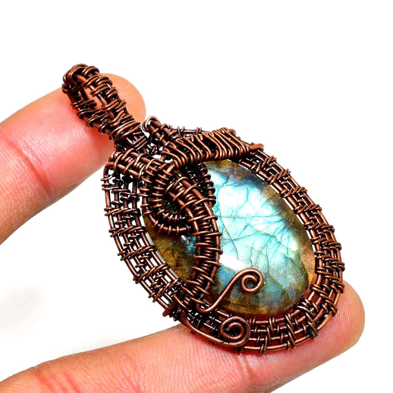 Aurora’s Whisper – Labradorite Copper Pendant