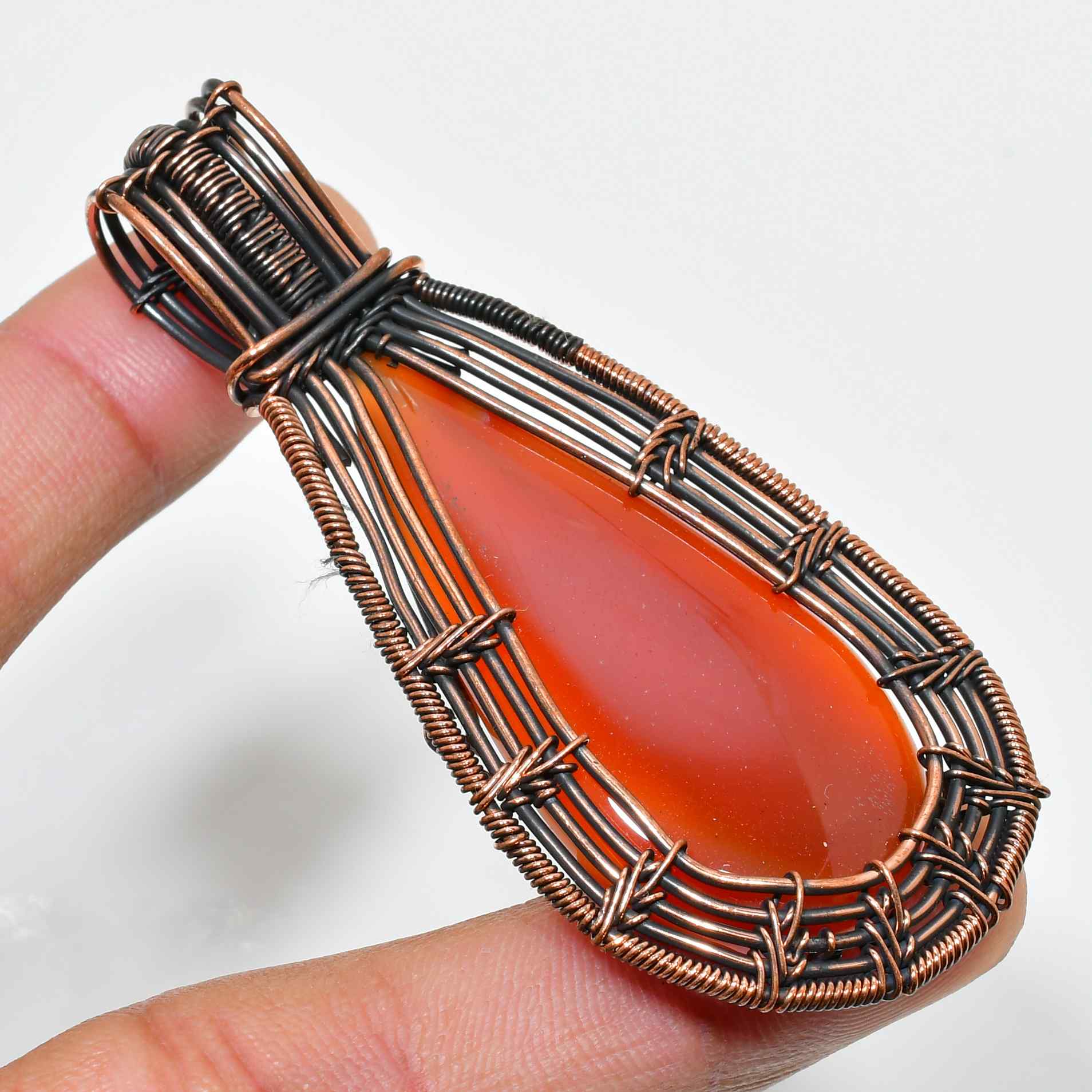 Ember’s Heart – Carnelian Copper Wire Pendant