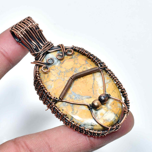 Solar Embrace – Yellow Jasper Copper Pendant