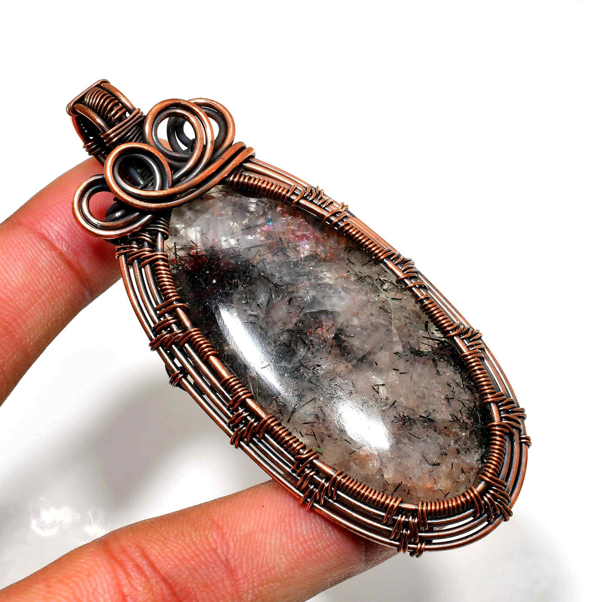 Ebon Aegis – Black Tourmaline Copper Pendant