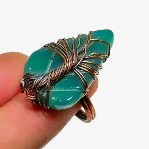 Gaia’s Balance – Copper-Wrapped Green Agate Ring