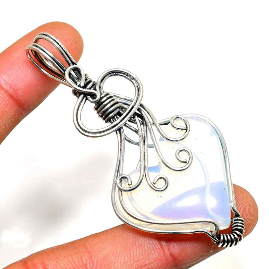 Opal Reverie – Silver Wire-Wrapped Pendant