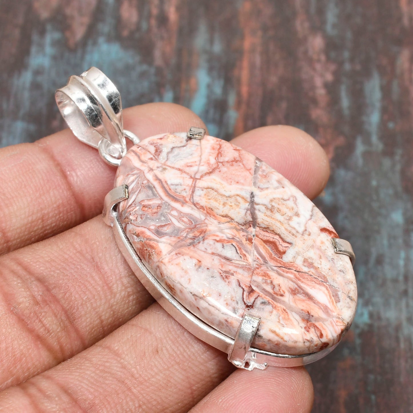 Serenity’s Glow – Silver Gemstone Pendant
