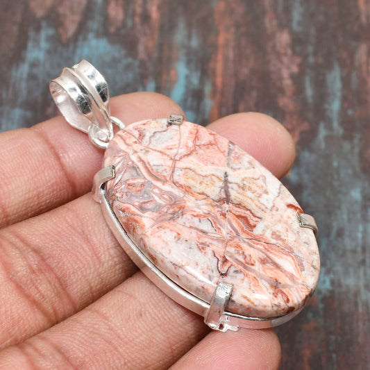 Serenity’s Glow – Silver Gemstone Pendant