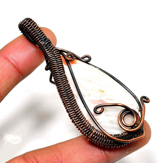 Elysian Veil – Amethyst Copper Pendant
