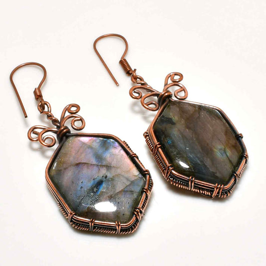 Luna’s Luster – Labradorite Copper Earrings