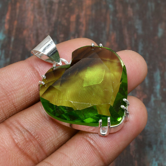 Forest’s Heart – Green Gemstone Sterling Silver Pendant