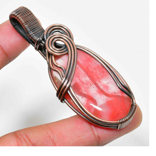 Ember’s Embrace – Carnelian Copper Pendant