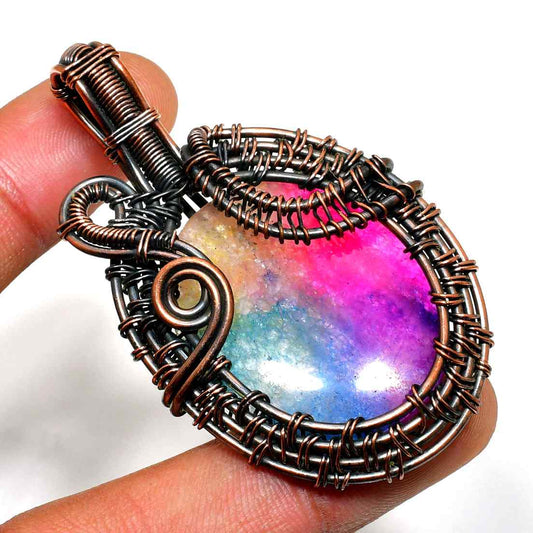 Radiant Harmony – Agate Copper Pendant