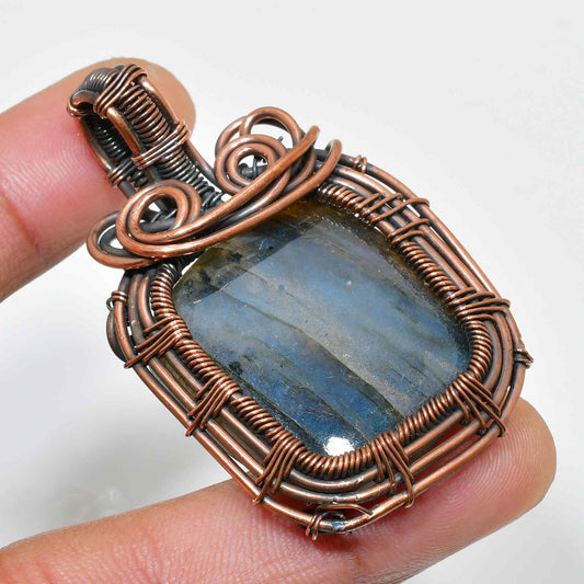 Aurora’s Shield – Labradorite Copper Pendant