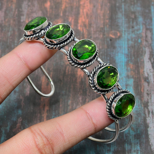 Emerald Serenity – Sterling Silver Cuff