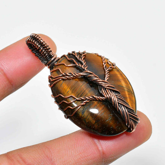 Ember’s Embrace – Tiger’s Eye Copper Pendant