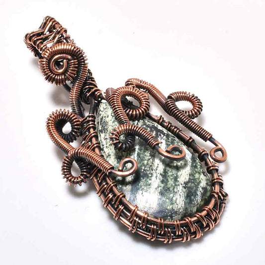 Zephyr’s Embrace – Serpentine Copper Pendant