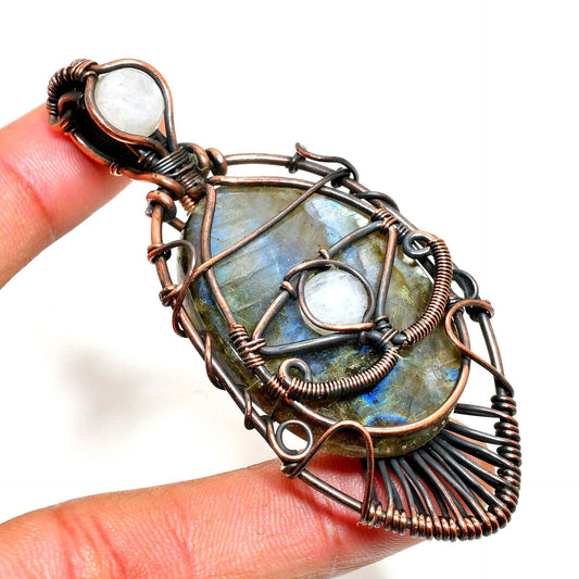 Luna’s Veil – Labradorite & Moonstone Copper Pendant