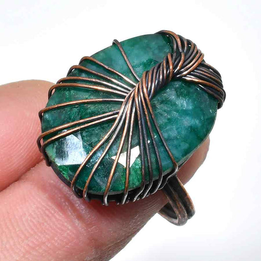 Emerald Embrace – Hand-Wrapped Copper & Emerald Ring