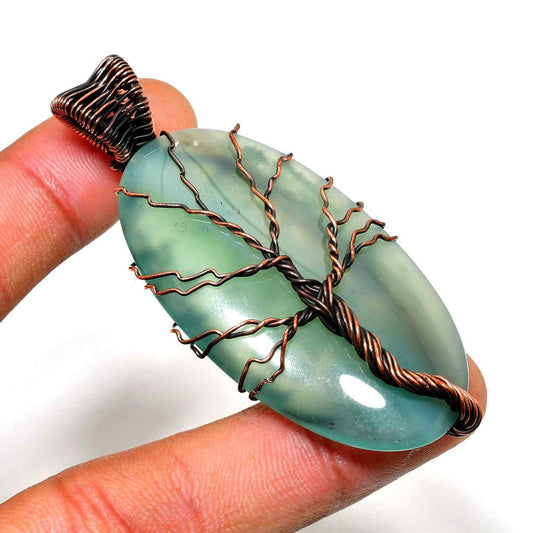 Verdant Whispers – Green Agate Tree of Life Pendant