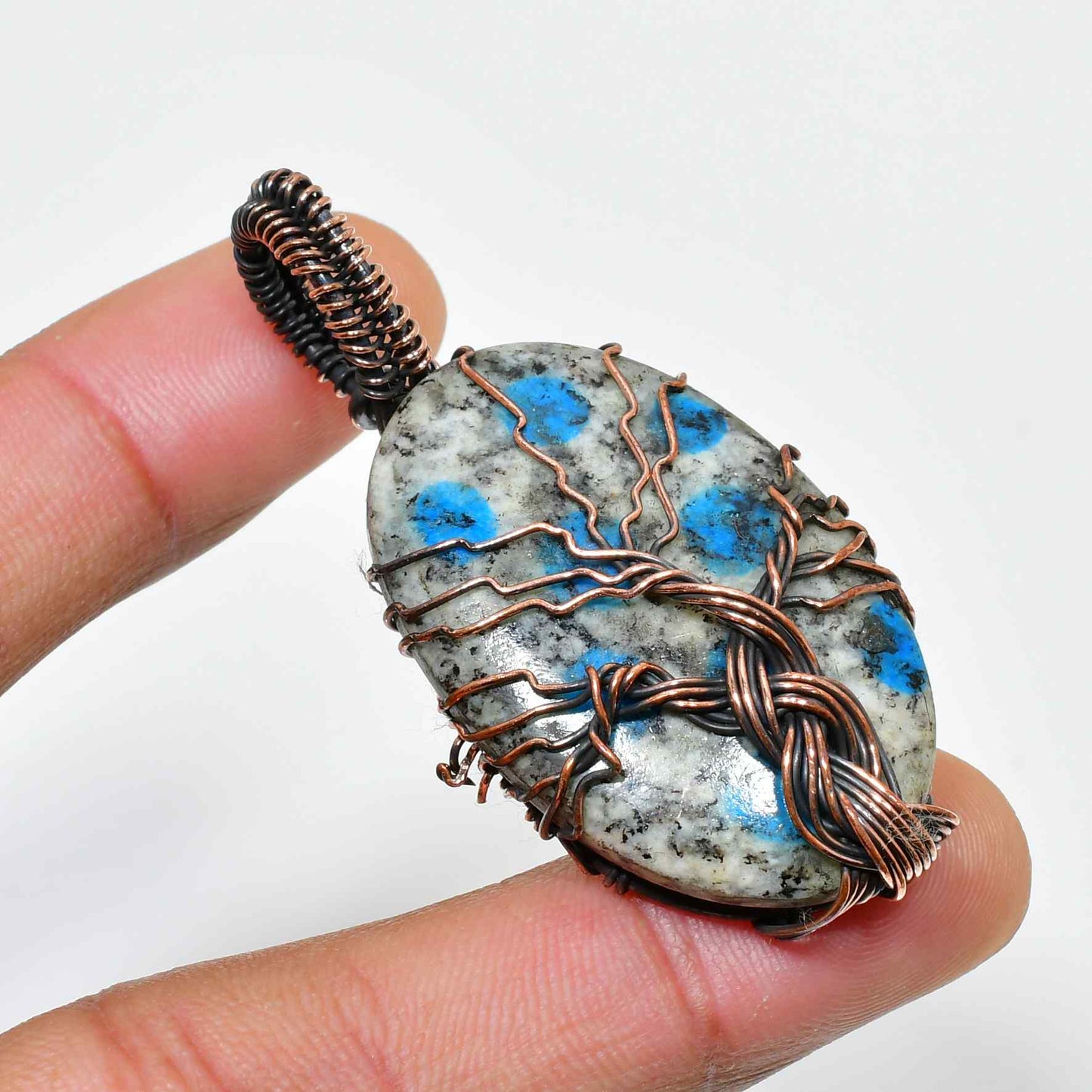 Echo’s Embrace – Copper-Wrapped Natural Stone Pendant