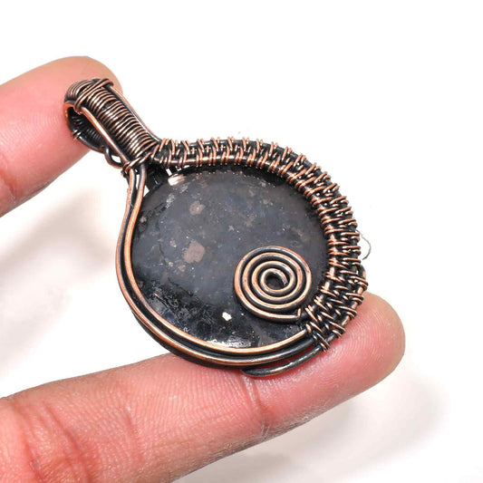 Nyx’s Eclipse – Black Moonstone Copper Pendant