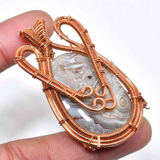 Terra’s Embrace – Agate & Copper Pendant
