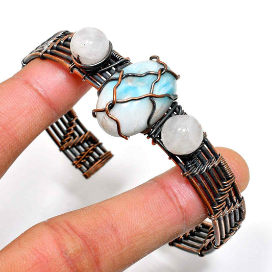 Tide’s Embrace – Blue Stone & Moonstone Copper Bracelet