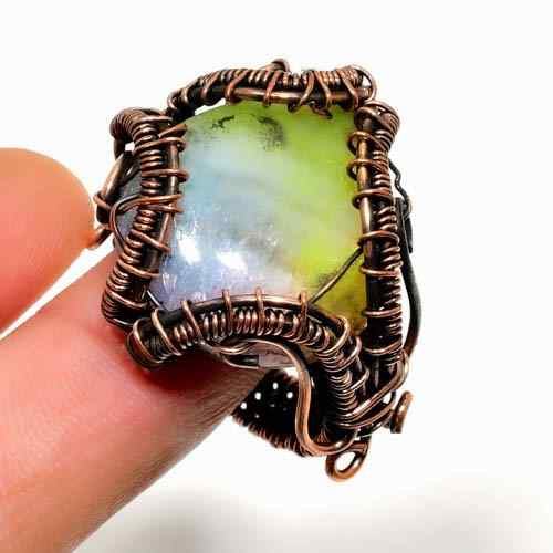 Luna’s Shield – Labradorite Copper Ring