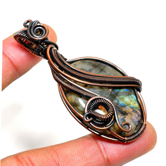 Aurora’s Aura – Labradorite Copper Pendant