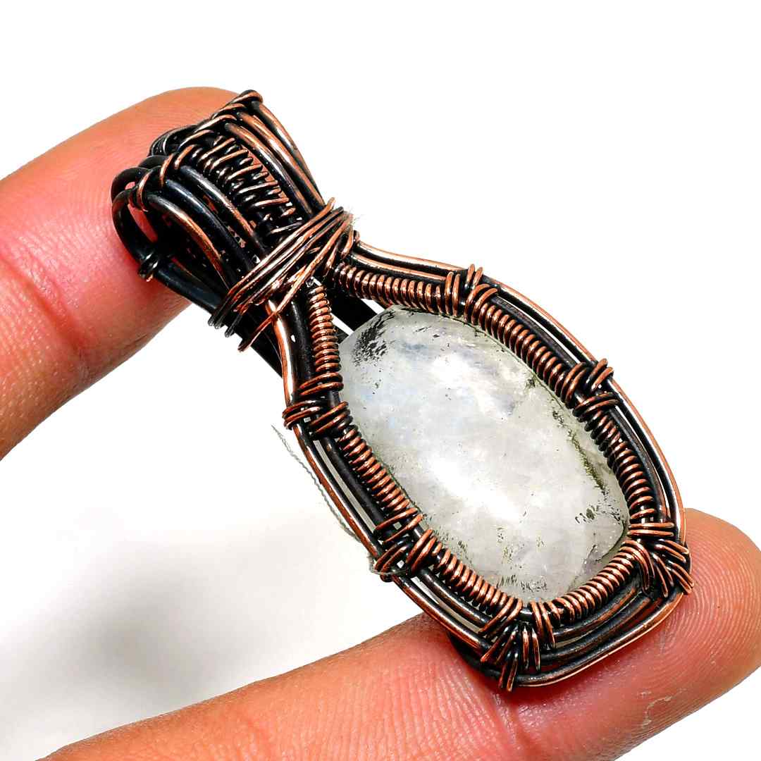 Ethereal Shield – Raw Quartz Black Wire Pendant