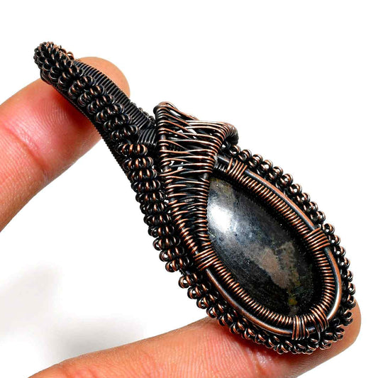 Cosmic Halo – Labradorite & Copper Pendant